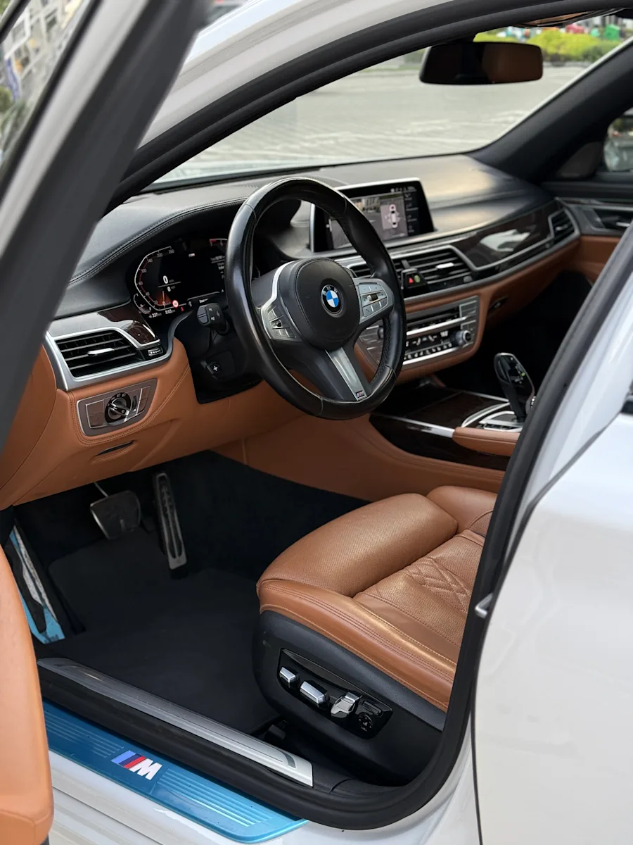 BMW 730Li 2022 2022 for rent in Dubai — photo 6 of 12