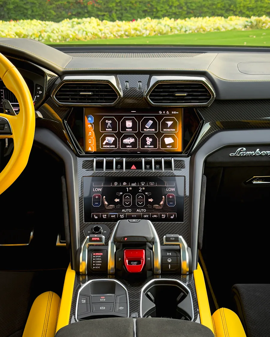 Lamborghini Urus Yellow 2021 2021 for rent in Dubai — photo 10 of 10