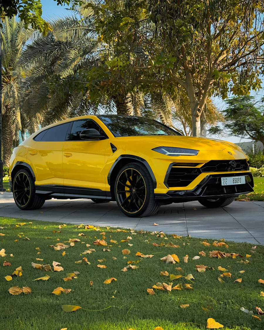Lamborghini Urus Yellow 2021 2021 for rent in Dubai — photo 7 of 10