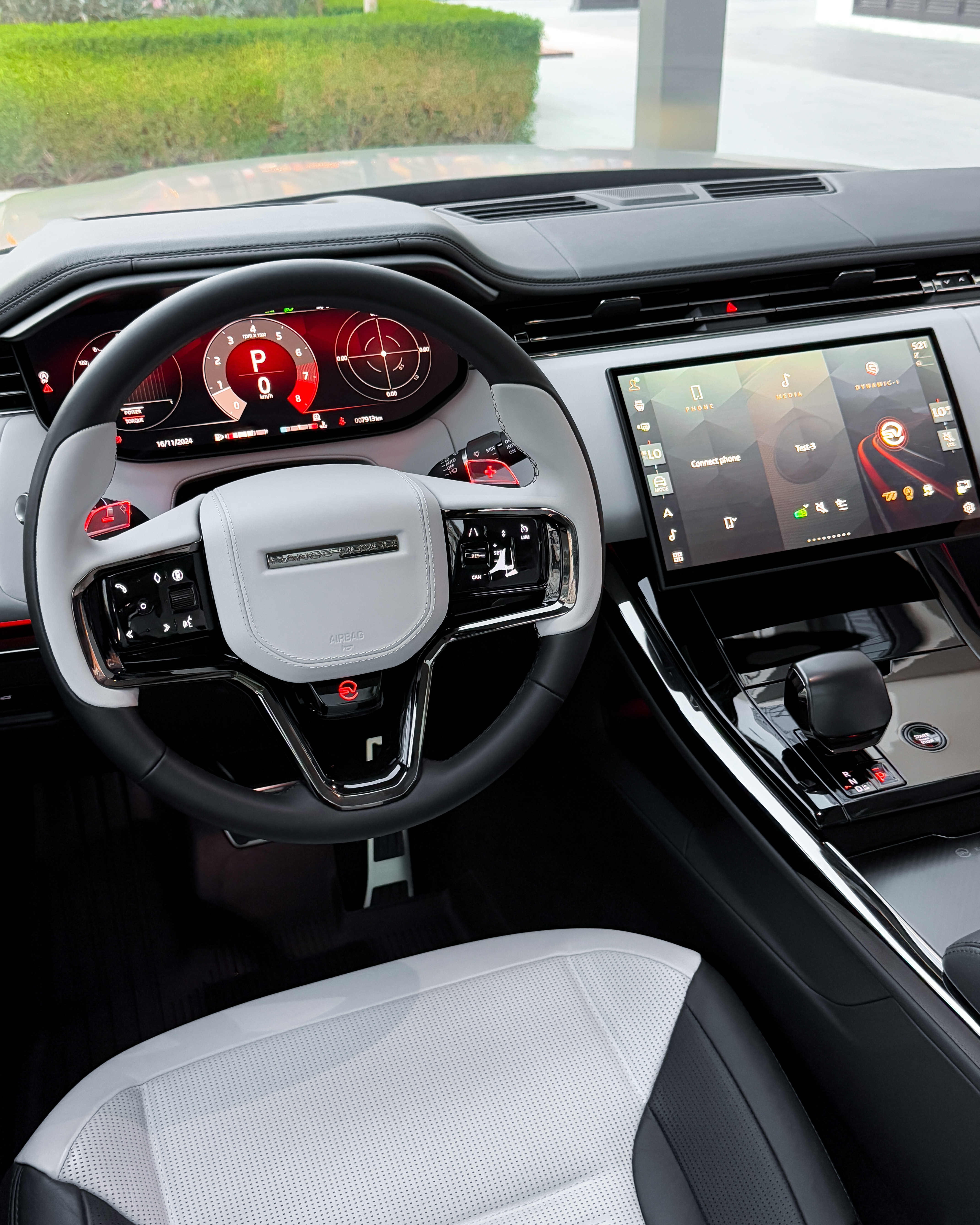 2024 Range Rover SV Edition One Matt Bronze 2024 for rent in Dubai — thumbnail 7