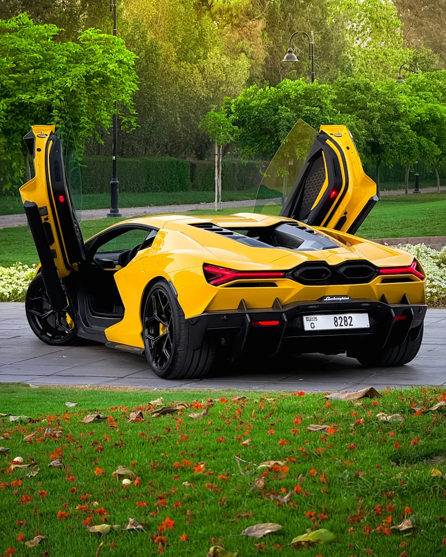 2024 Lamborghini Revuelto: The Apex of Performance 2024 for rent in Dubai — photo 2 of 10