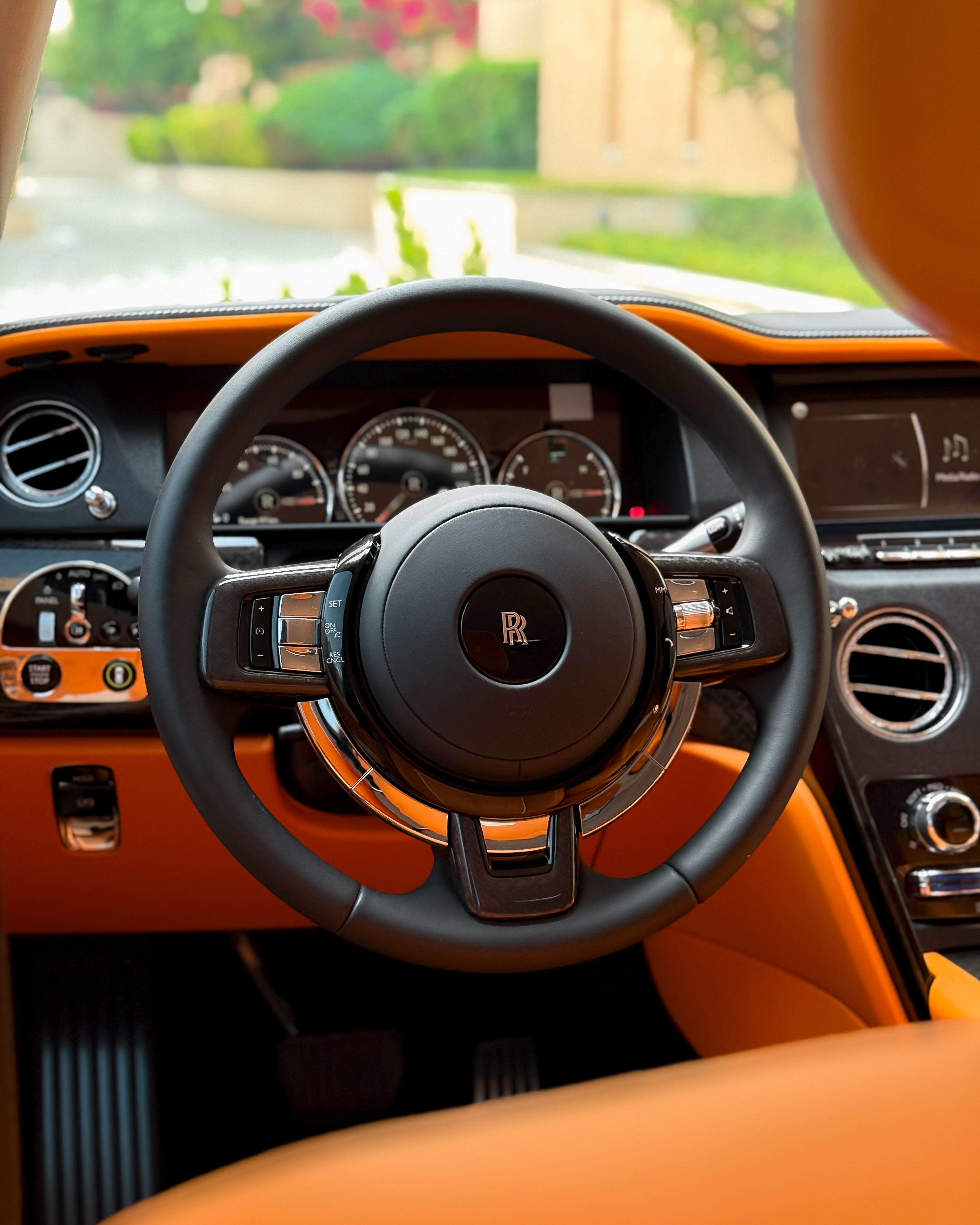 Rolls-Royce Cullinan Black Badge 2023 2023 for rent in Dubai — thumbnail 9