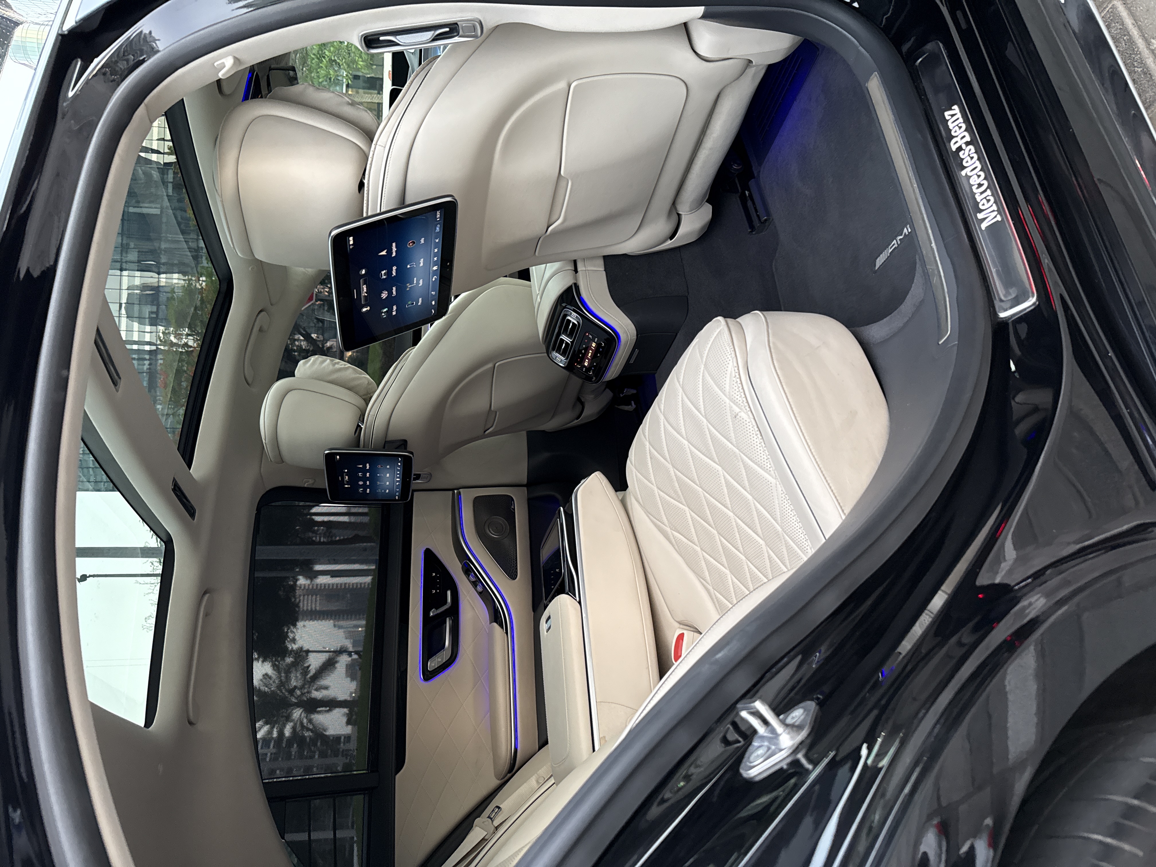 Mercedes S500 Black 2022 2022 for rent in Dubai — thumbnail 11