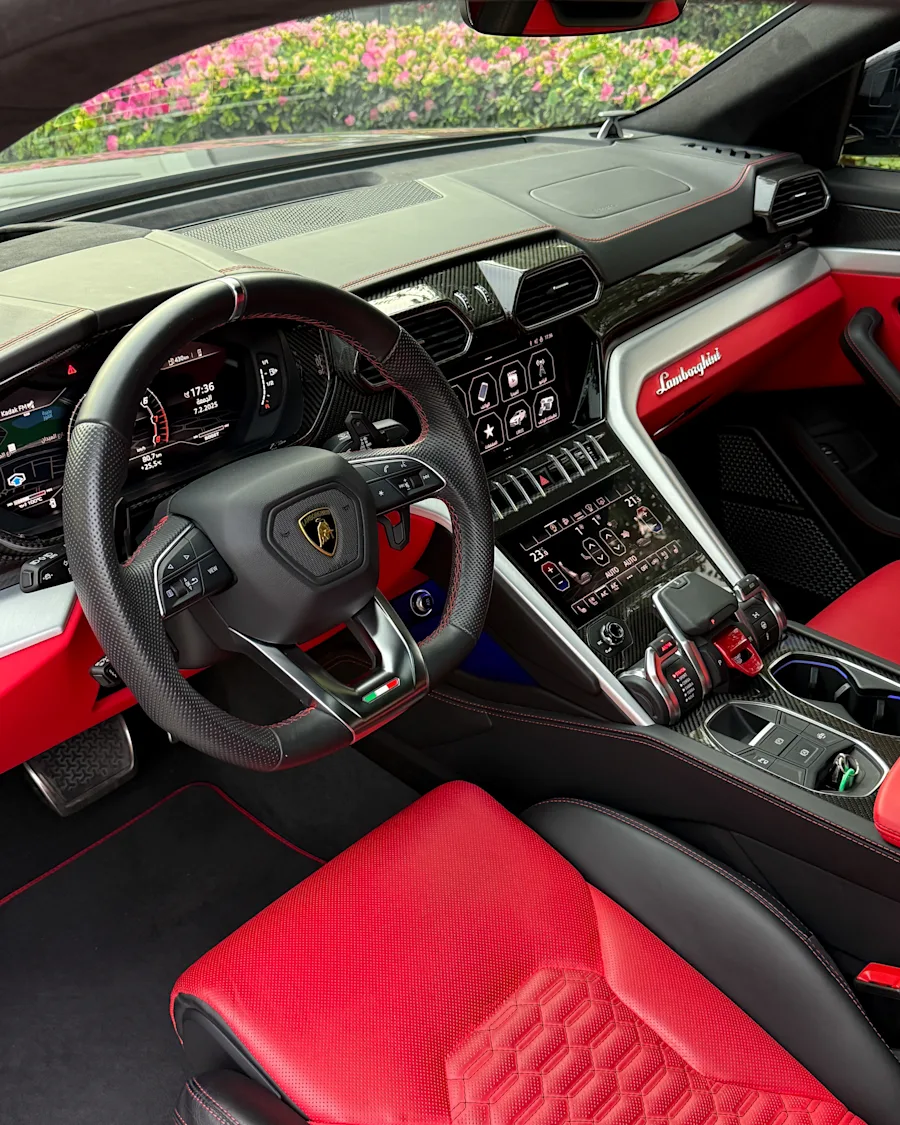 2022 Lamborghini Urus Grey 2022 for rent in Dubai — photo 4 of 5