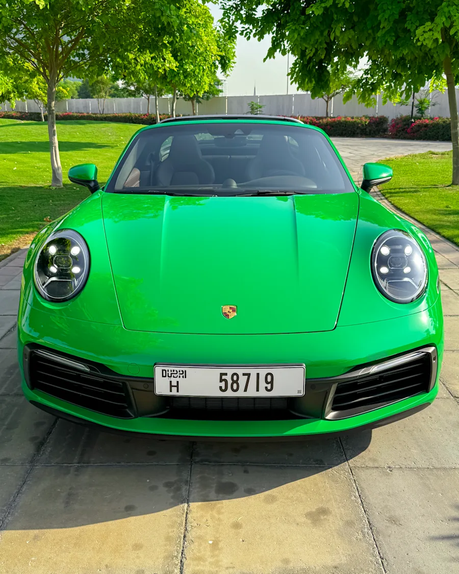 2022 Porsche Targa 4 Green 2022 for rent in Dubai — photo 6 of 10