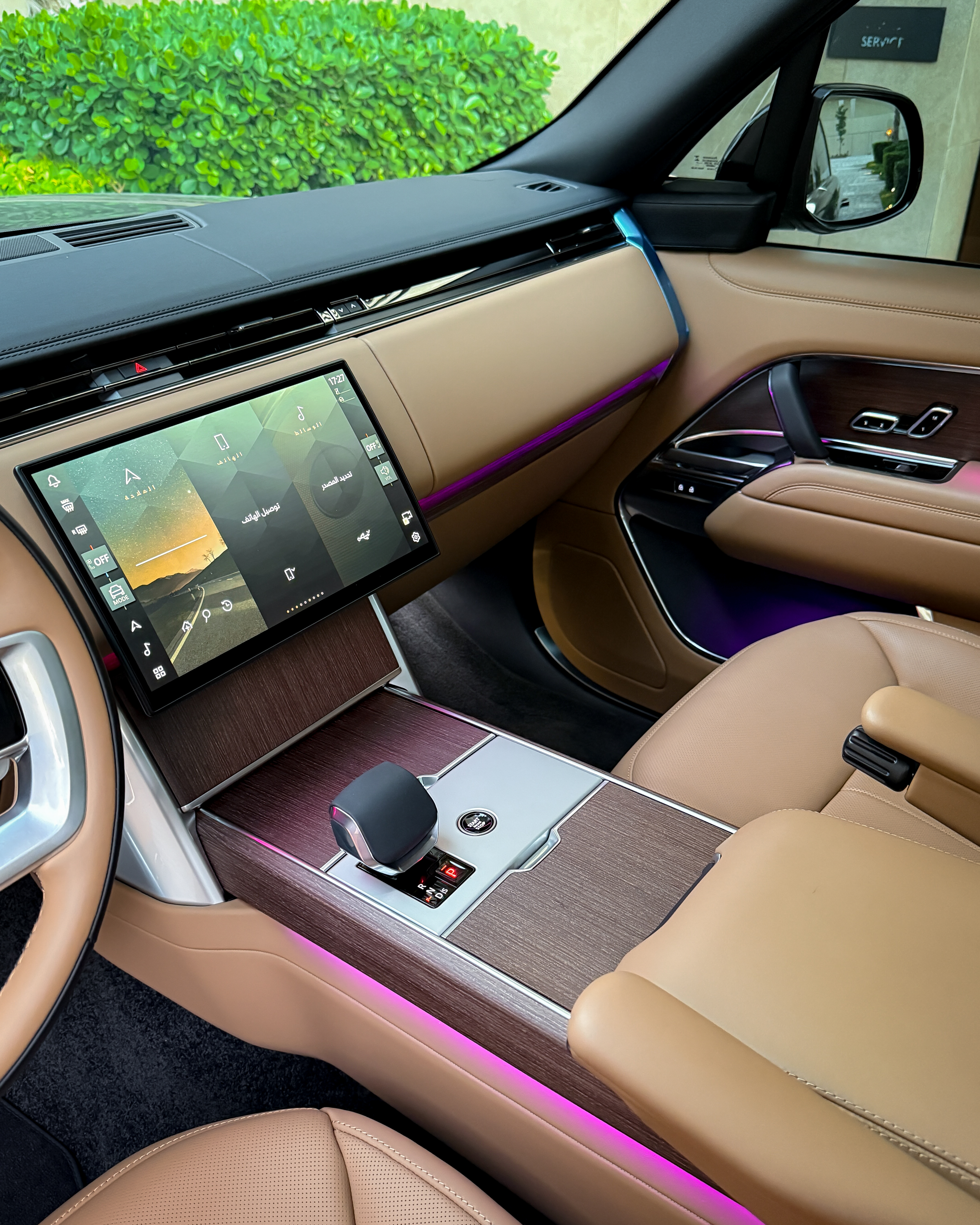 Range Rover Vogue Black 2024 2024 for rent in Dubai — thumbnail 13