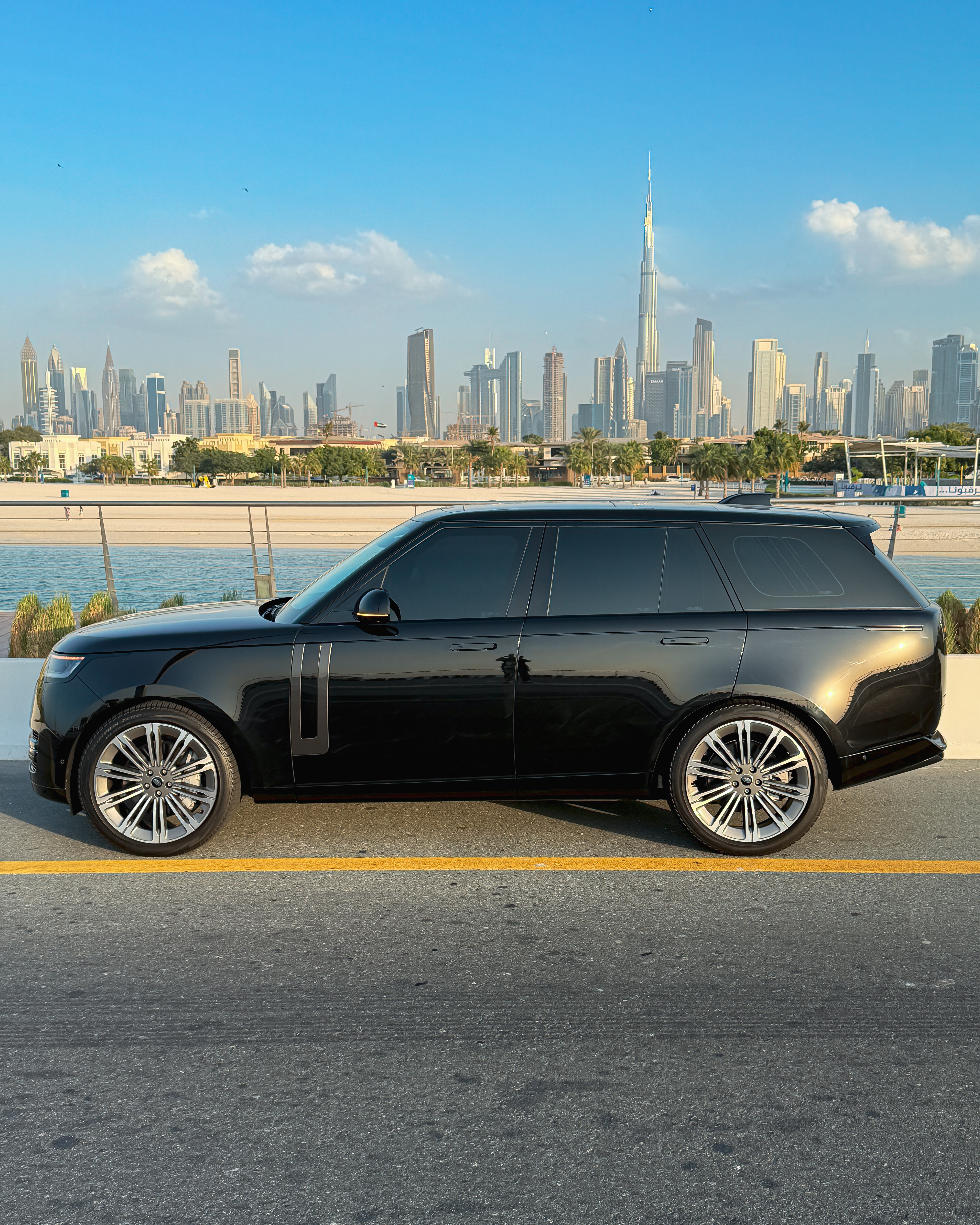 Range Rover Vogue Black 2024 2024 for rent in Dubai — thumbnail 4