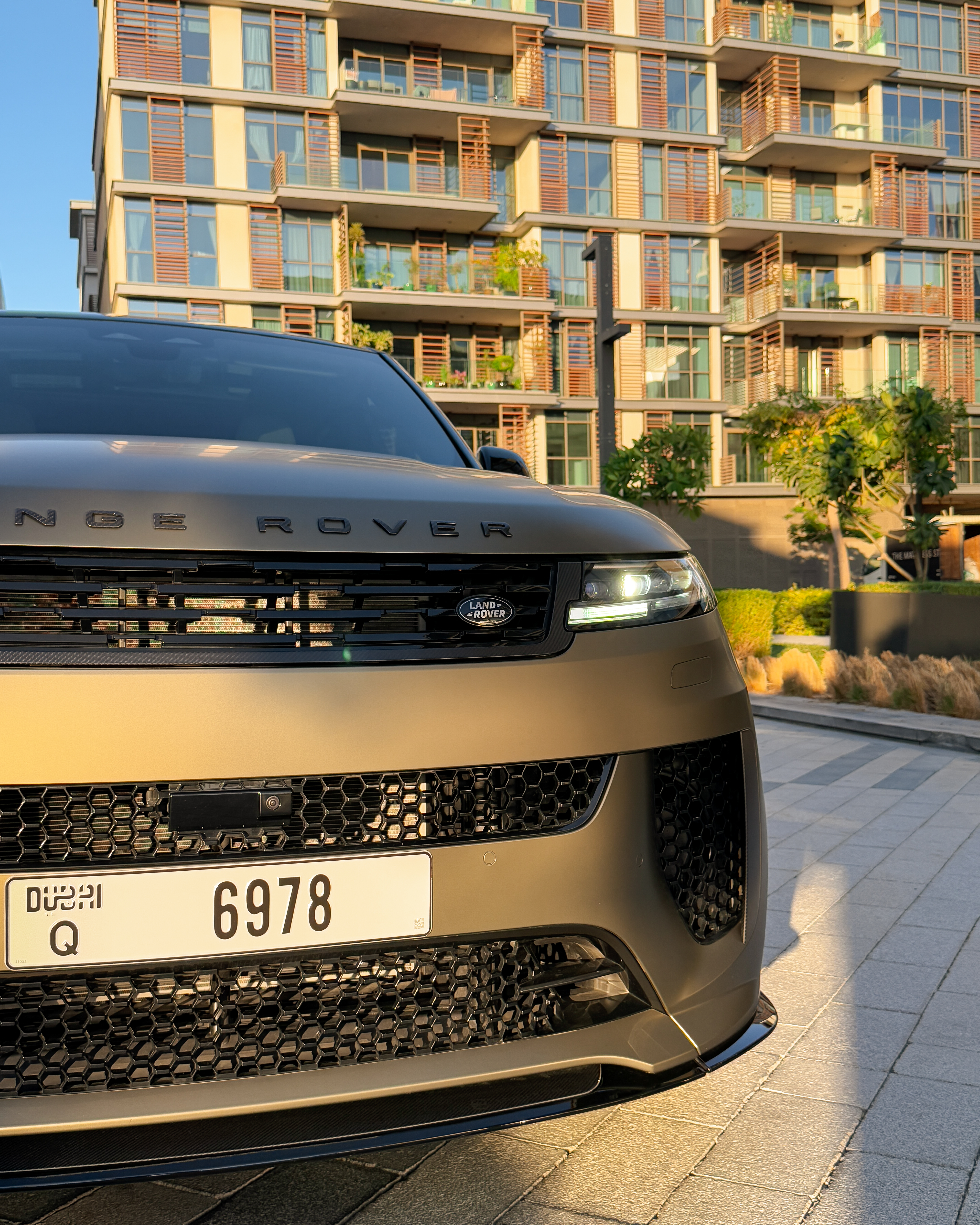 2024 Range Rover SV Edition One Matt Bronze 2024 for rent in Dubai — thumbnail 4