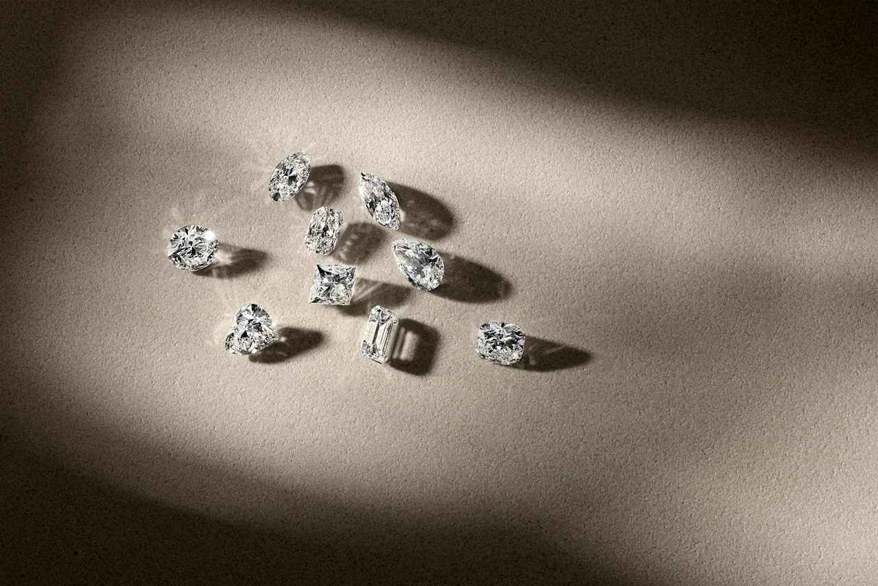 Diamond cuts arranged on sandstone