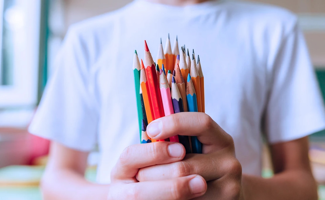 Cover Image for 6 ways to save on back-to-school shopping