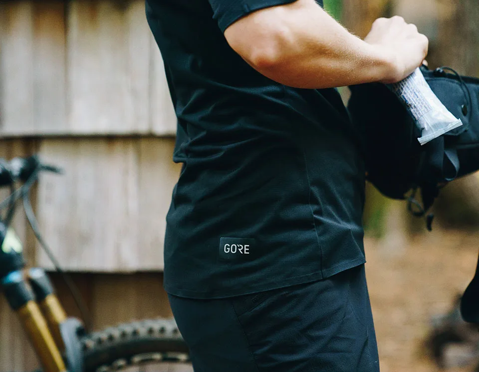 Gore Wear TrailKPR Daily MTB Jersey Review 