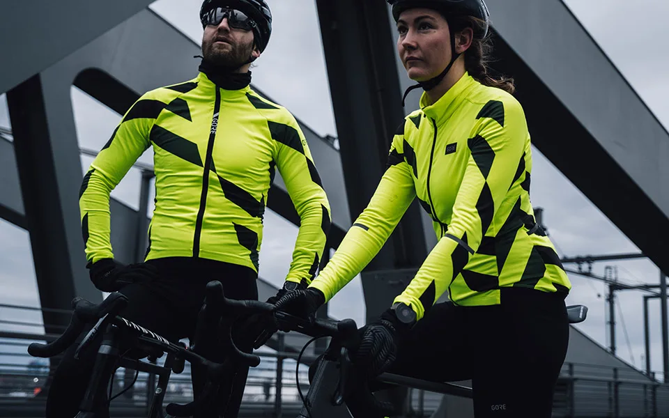 FW23 / 100820/ Progress Thermo Jersey Womens / Image Gallery Up / 2
