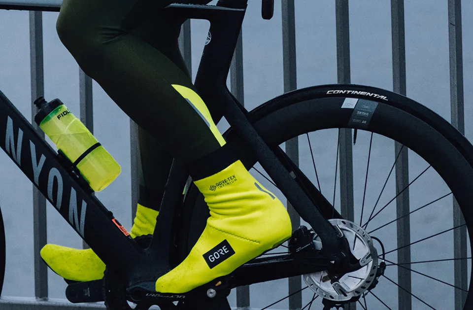 FW23 / 100827 / Shield Thermo Overshoes / Image Gallery Up / 1