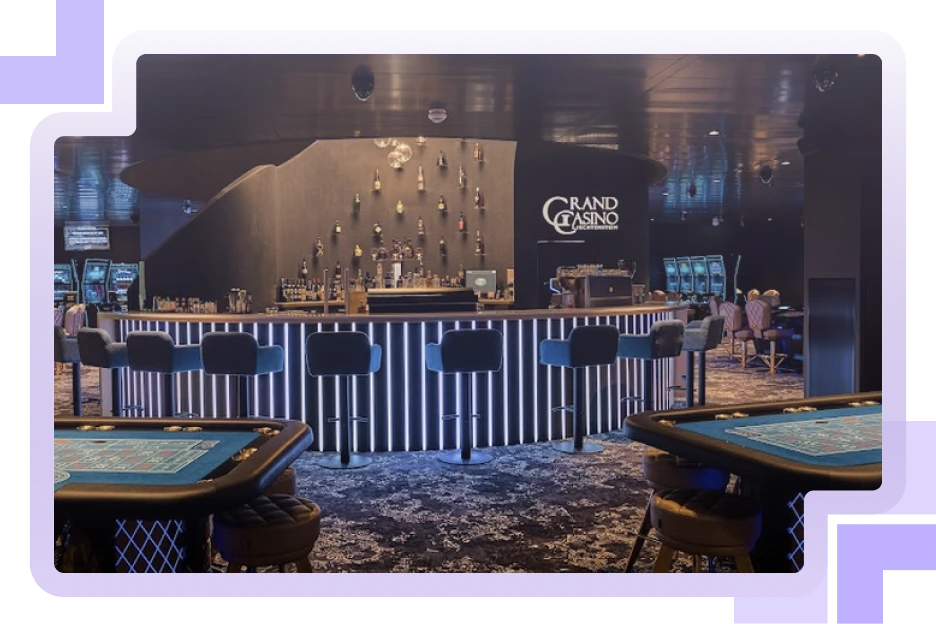 Tischspiele, Bar und Spielautomaten im Grand Casino Liechtenstein