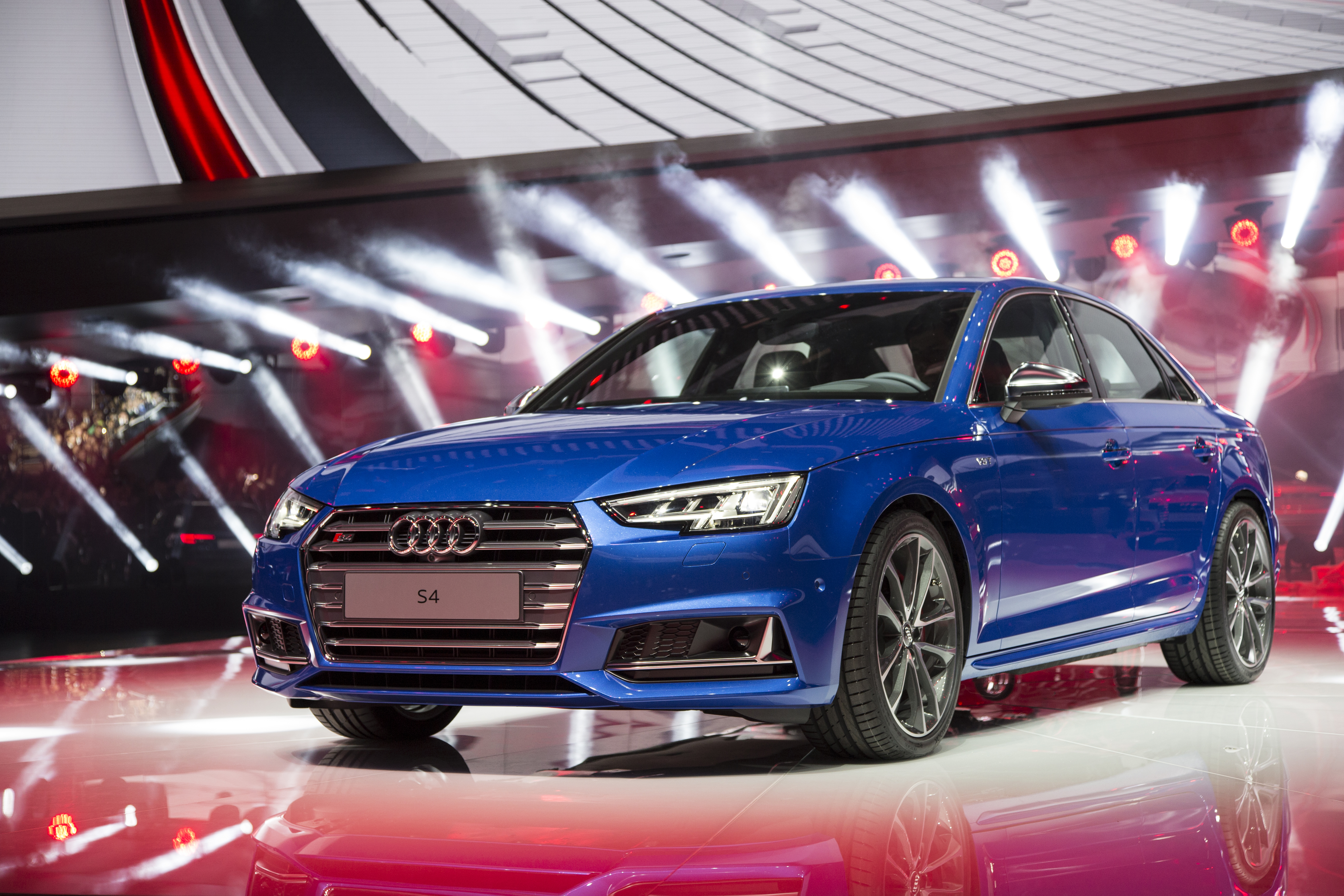 AudiS4IAA 2015