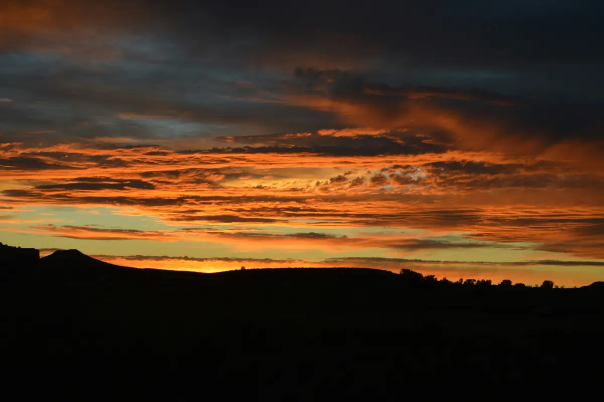 moab-sunset-green-river-overlook-canyonlands