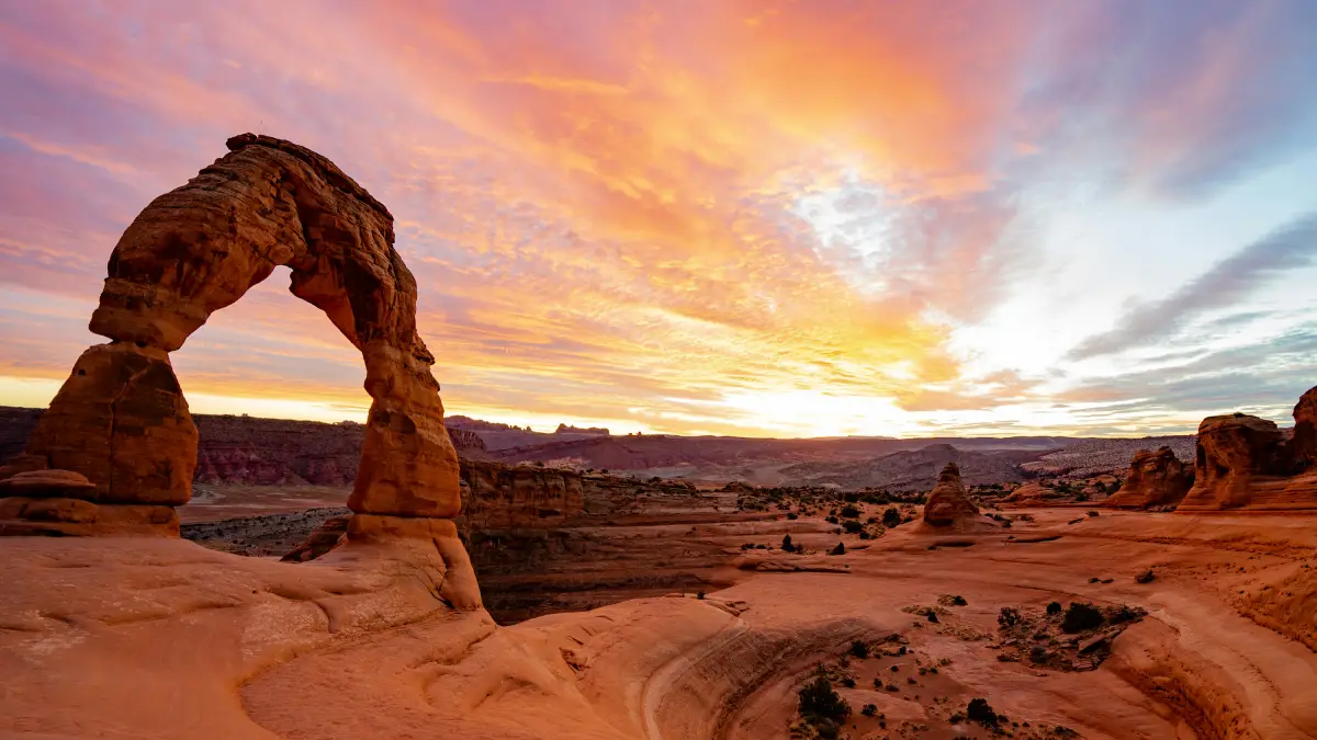 moab-sunset-fisher-towers-colorado-river