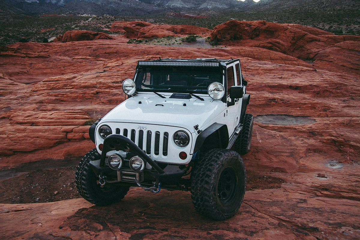 office-jeeping-adventure-utah