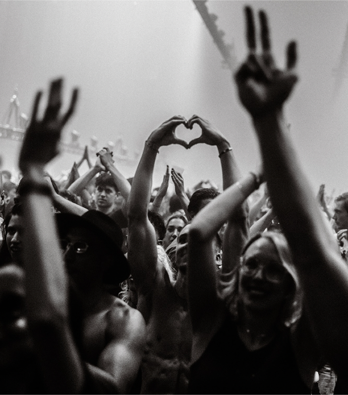 "Live the Moment" – Redefining Event Experiences Without Screens (8)