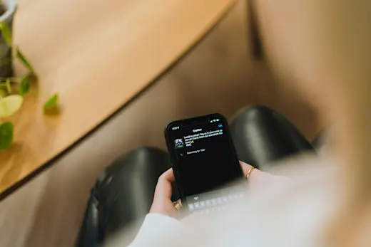 KI Social Media: Prompt-Vorlagen für Posts, Hooks und Hashtags