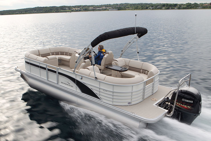 Bennington family pontoon boat