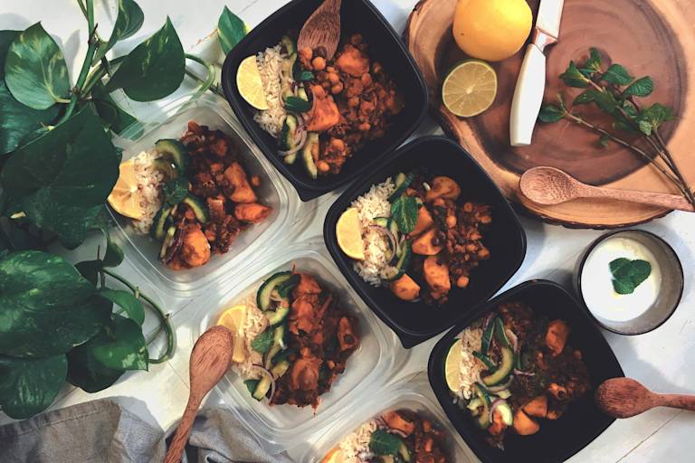 Vegetarian Curry Hot Pot with Quorn Meatless Grounds