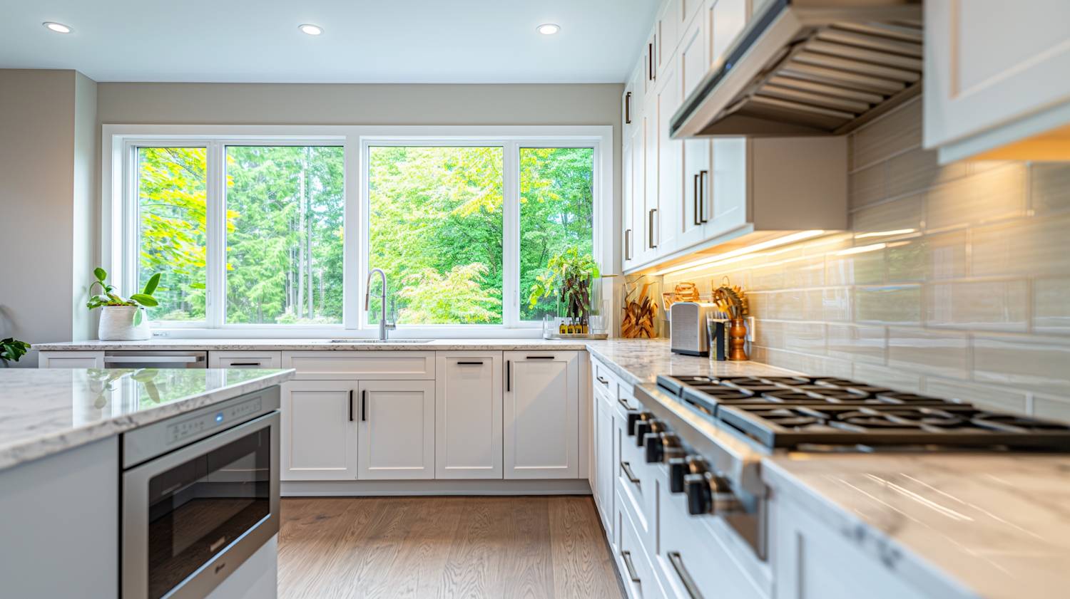 Inset vs Overlay Cabinets: A Comparison Guide