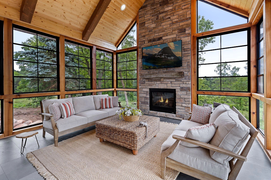 Discover the Beauty of a 3 Season Room