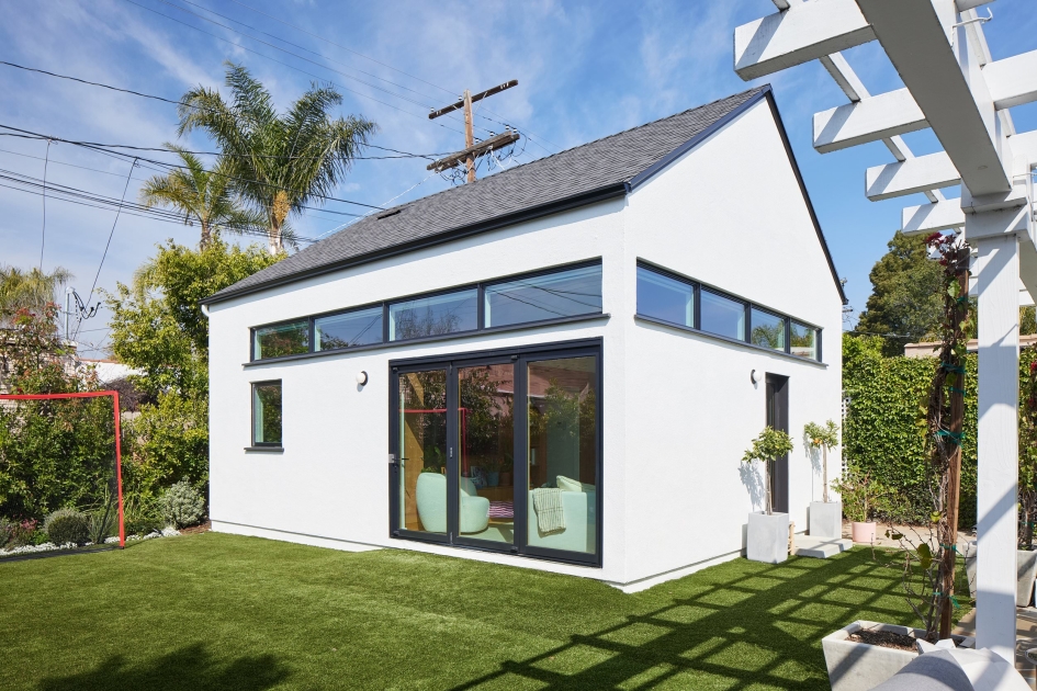 Embracing Modern Living: Prefab ADUs in Sacramento with Houseidea