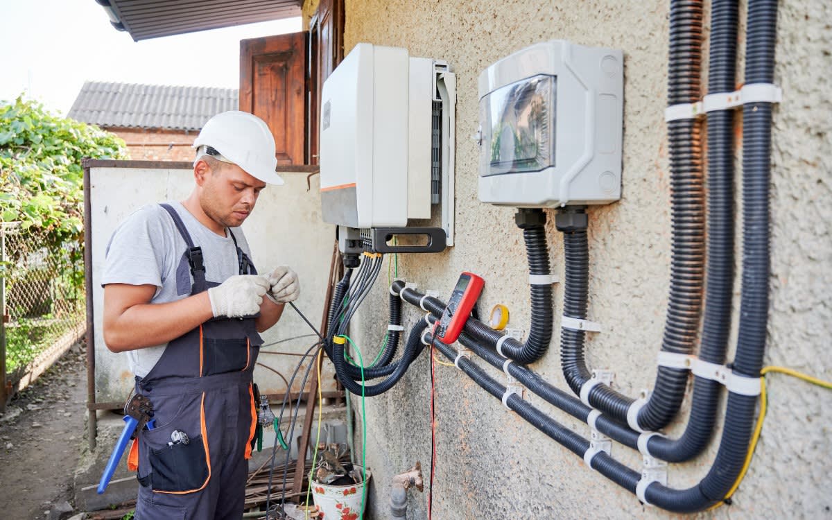 Breaking Down the Costs of EV Charger Installation in Sacramento