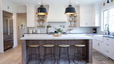 Discover the Charm of a Farmhouse Kitchen Island