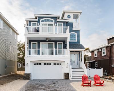 Explore Narrow Lot House Plans for Efficient Space Usage