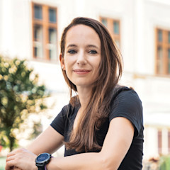 Photo of Dr. Johanna Pirker