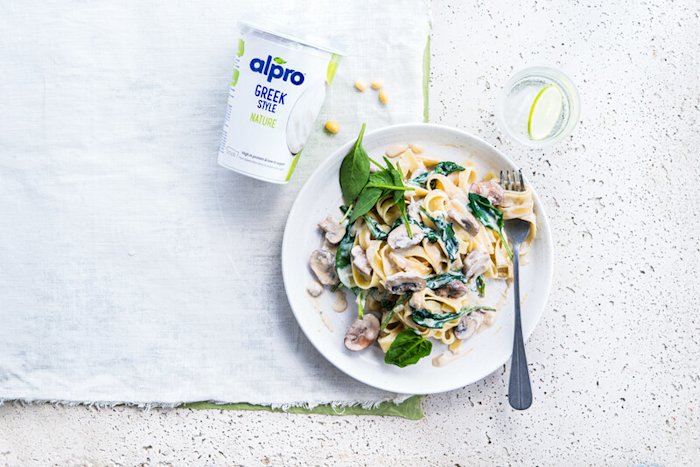 Tagliatelle met paddenstoelen en spinazie