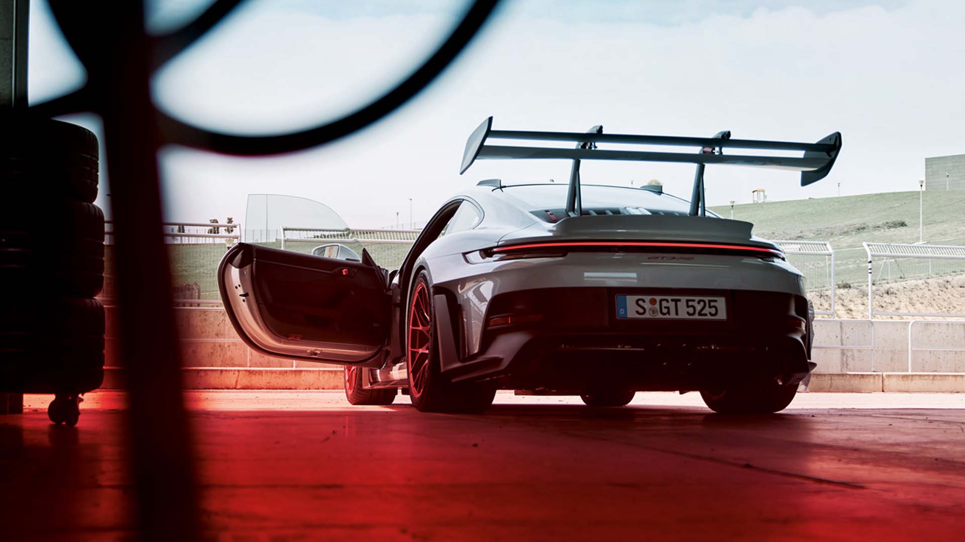 Porsche 911 GT3 RS parked pits racetrack wallpaper desktop 9