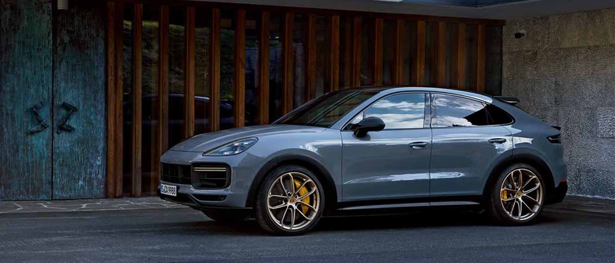Porsche Cayenne coupe side on