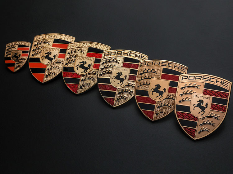 New Porsche crest 2023