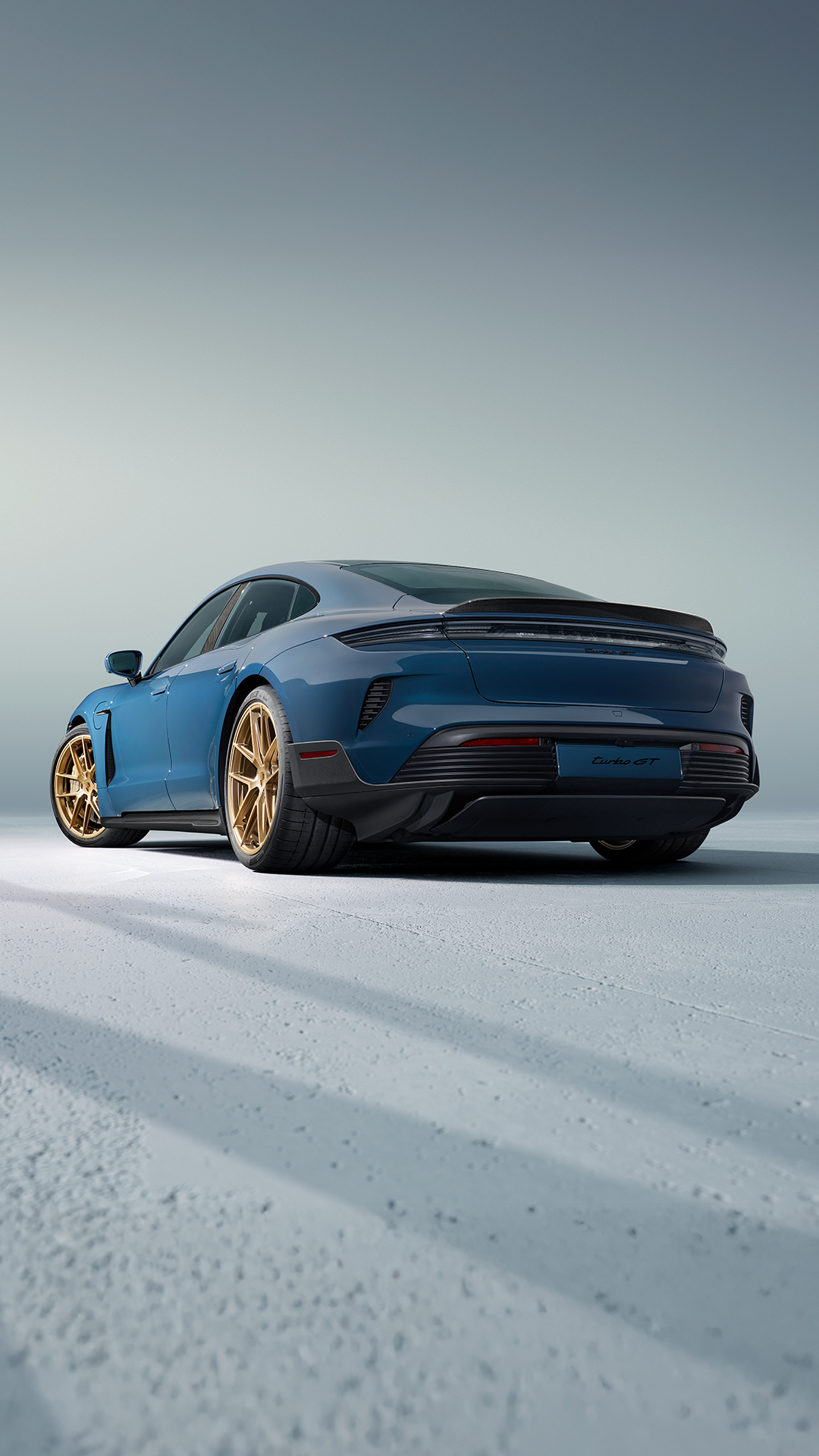 Porsche Taycan Turbo GT mobile