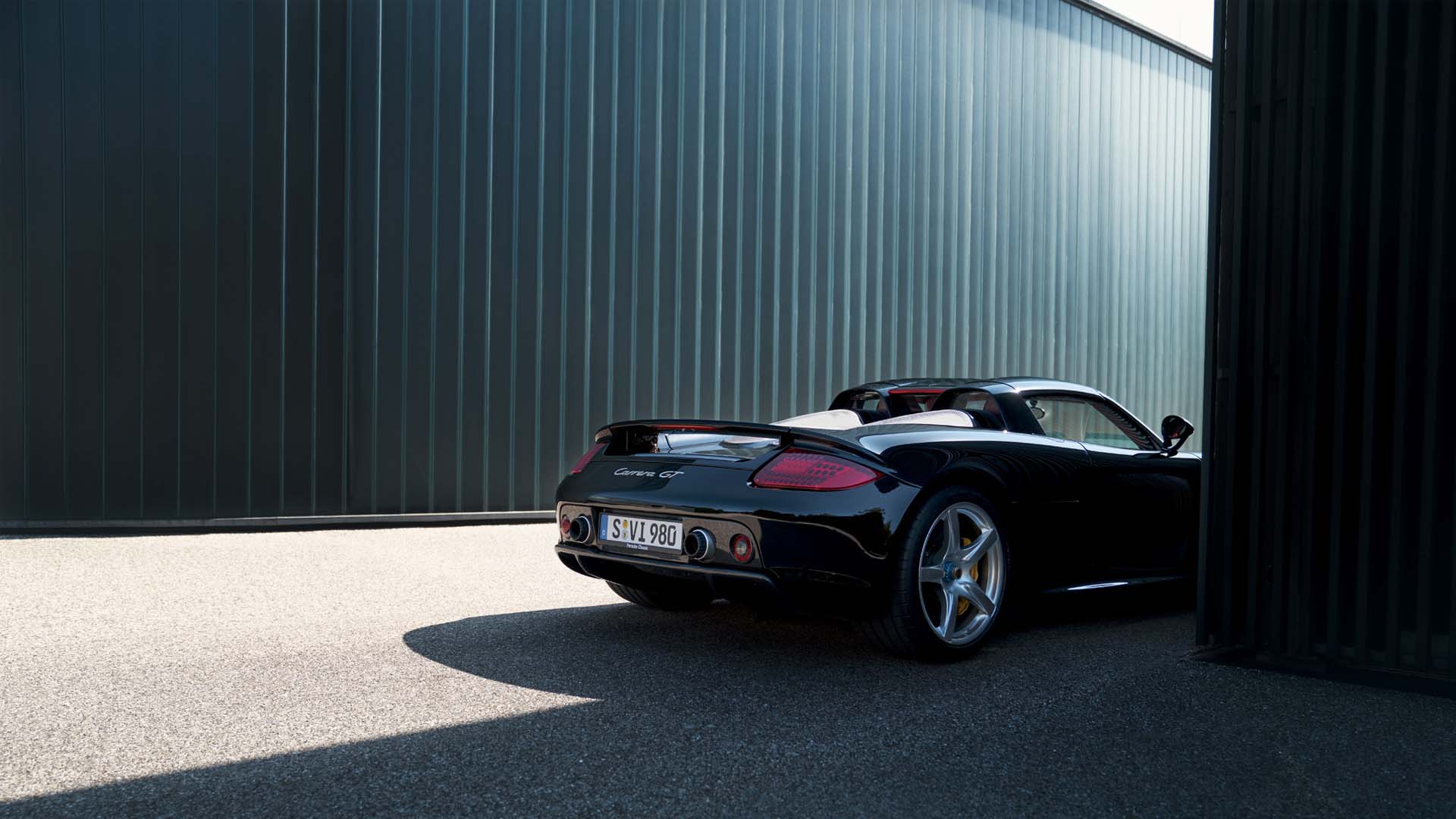 porsche carrera gt wallpaper side rear desktop