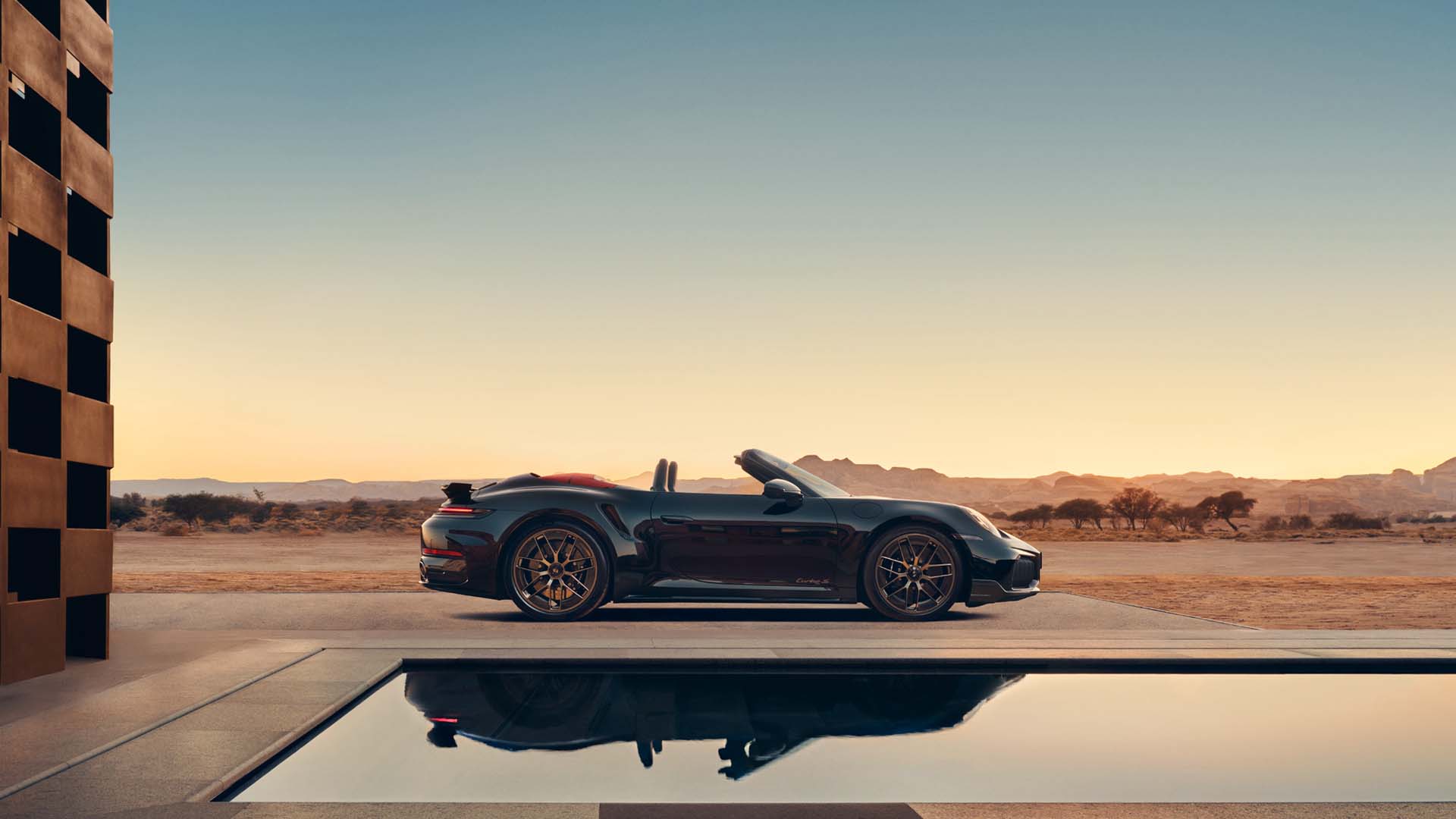 Side view of Porsche 911 Turbo S Cabriolet
