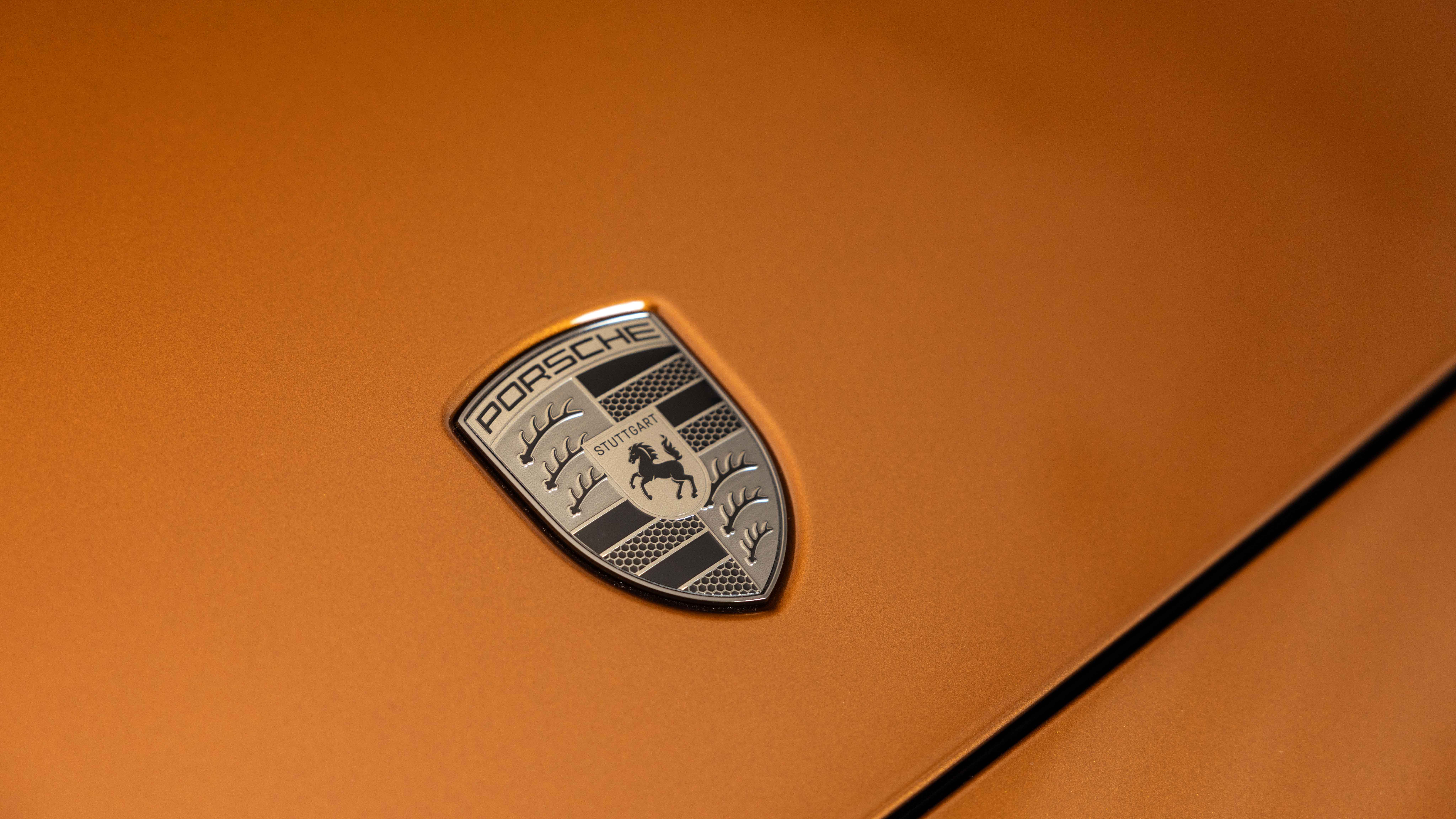 Porsche Panamera Turbo E-Hybrid showing Porsche crest in Turbonite