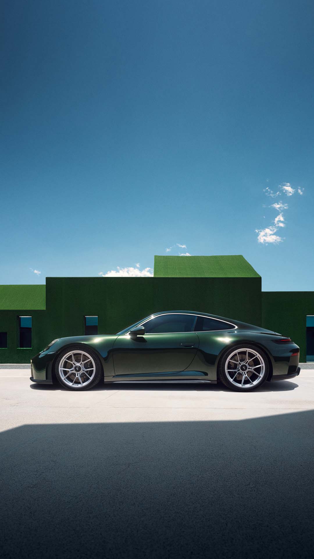 Porsche 911 GT3 Touring wallpaper side view mobile