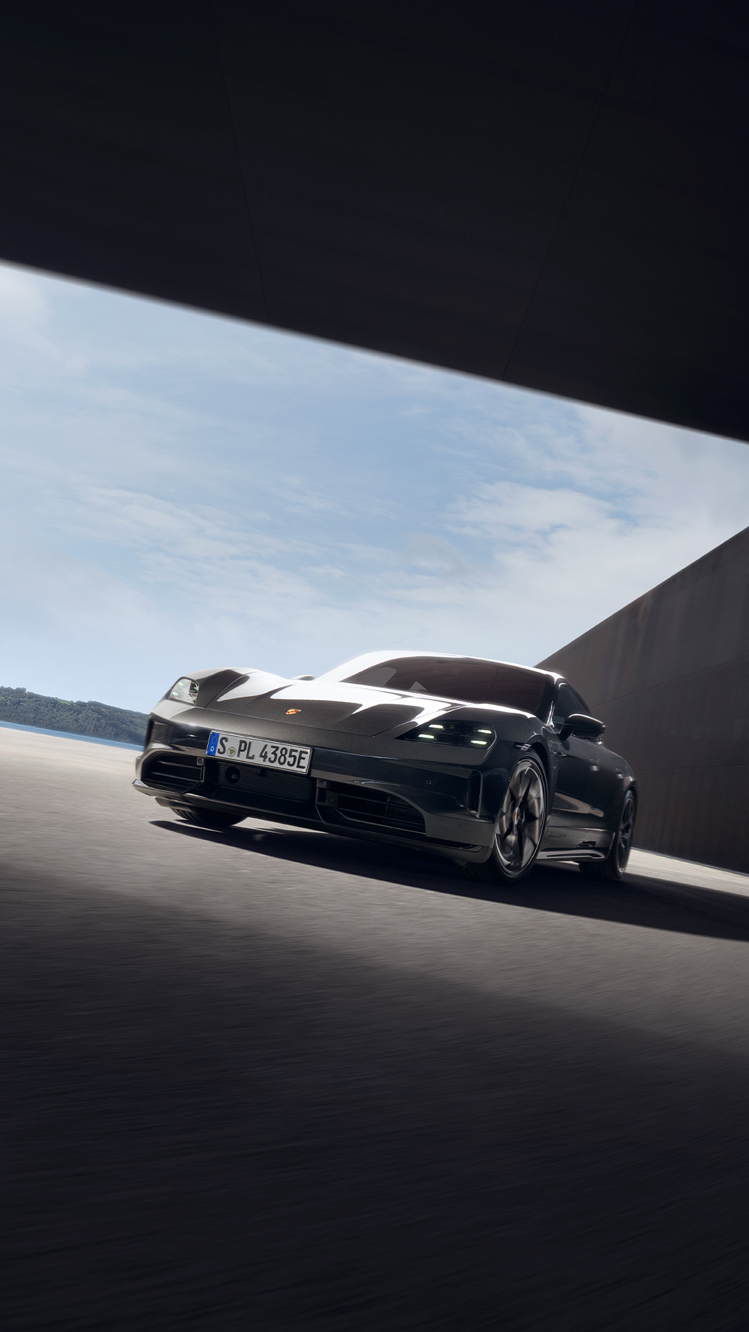 Porsche Taycan 4S Black Edition mobile 1