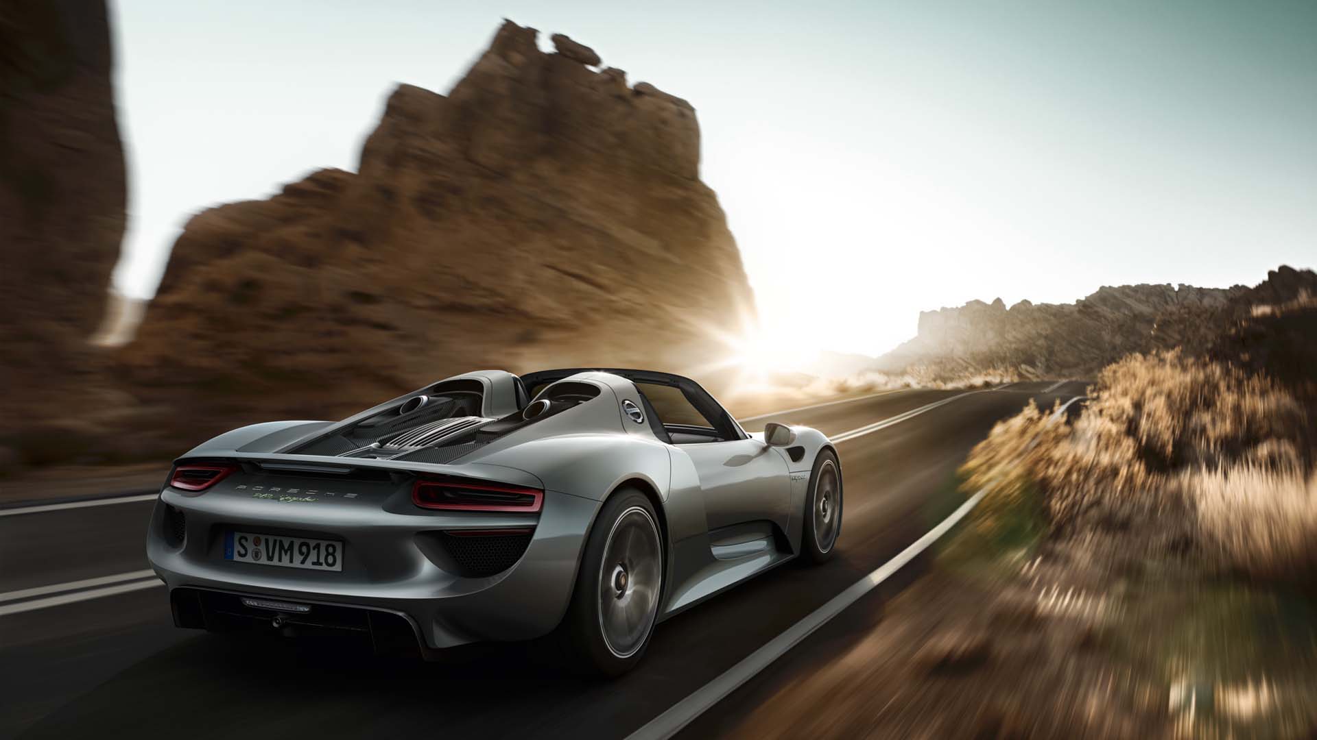 porsche 918 spyder driving desert wallpaper desktop 
