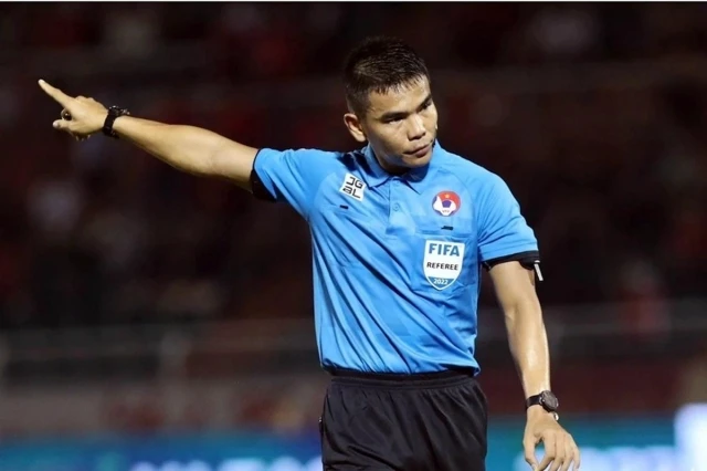 HAGL muốn tài trợ trọng tài ngoại 2.jpg