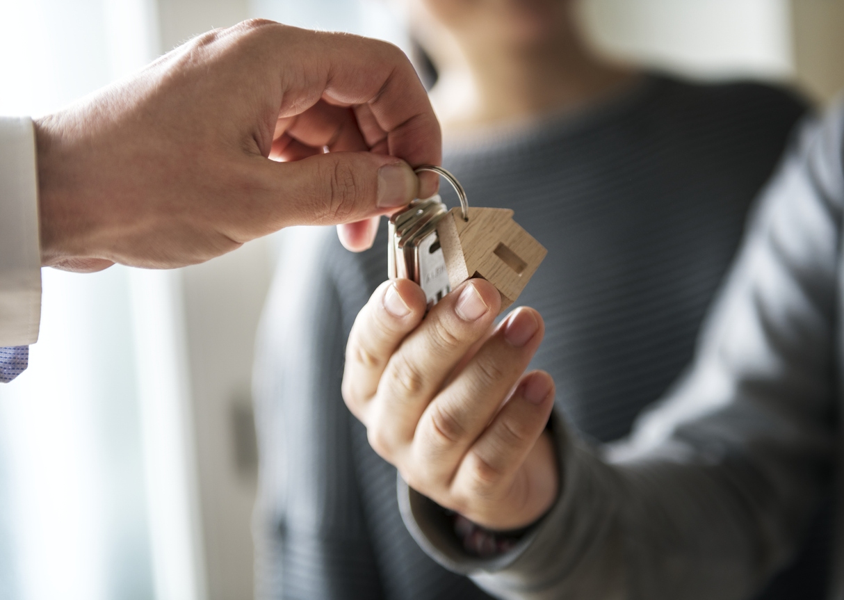 How to Successfully Submit an Offer on a House