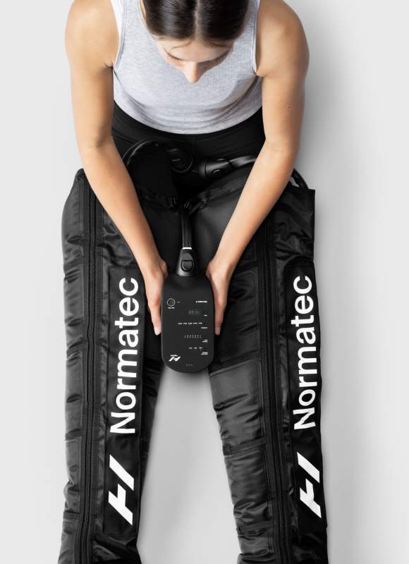 Normatec 4 chambers muscle relaxer air pressure compression