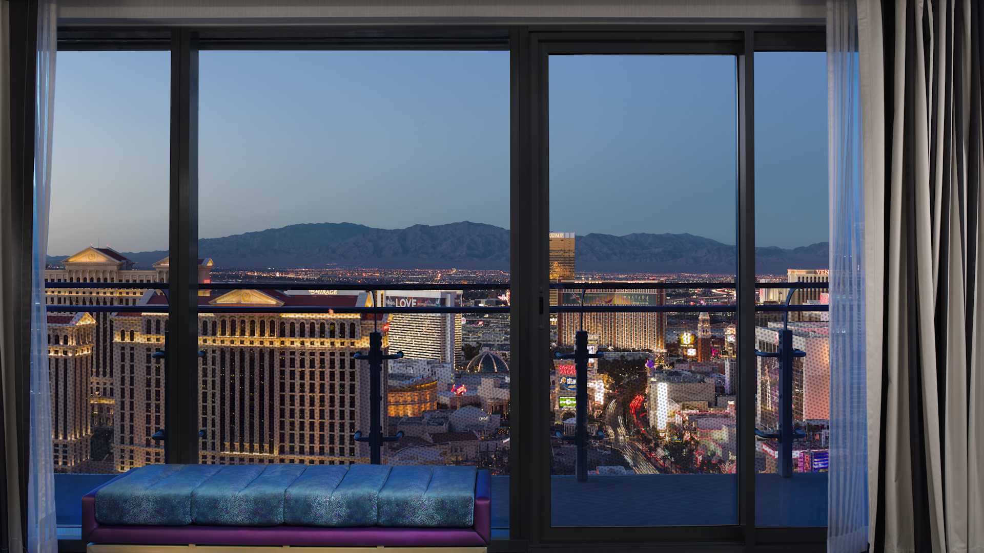 Las Vegas Luxury Hotel Rooms And Suites The Cosmopolitan Las Vegas Luxury Hotel Rooms And Suites The Cosmopolitan