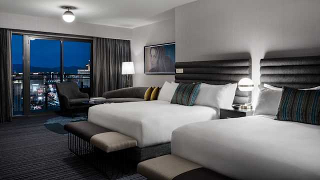 Las Vegas Luxury Hotel The Cosmopolitan Las Vegas Luxury Hotel The Cosmopolitan