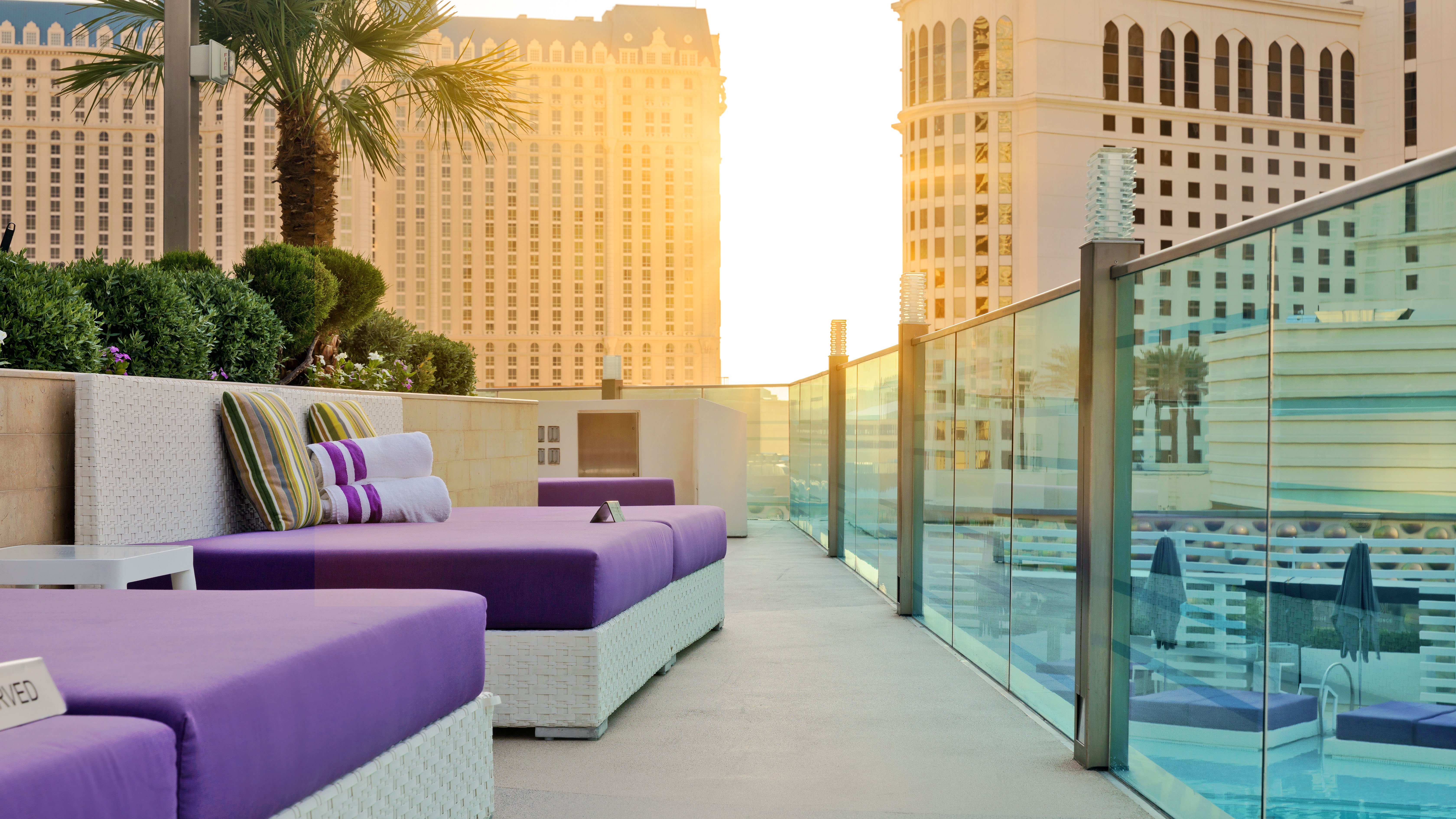 Las Vegas Pool Cabanas & Daybeds The Cosmopolitan